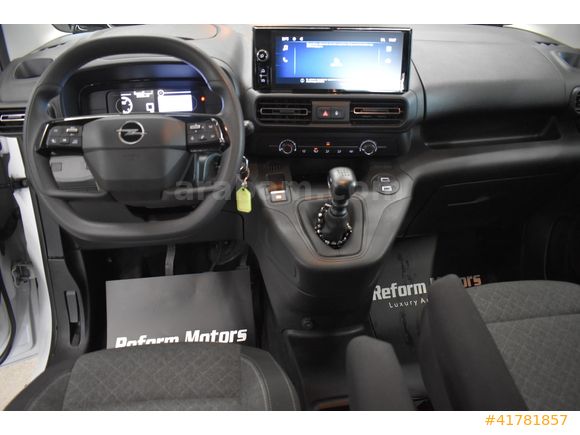 REFORM MOTORS 2025 OPEL COMBO 1.5D ESSENTİAL BOYASIZ