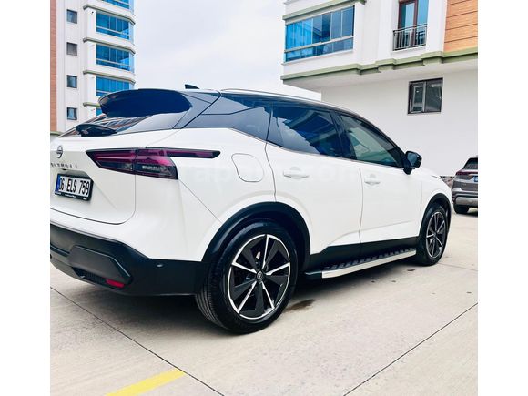 Sahibinden Nissan Qashqai 1.3 DIG-T Platinum Premium 4x4 2023 Model Samsun