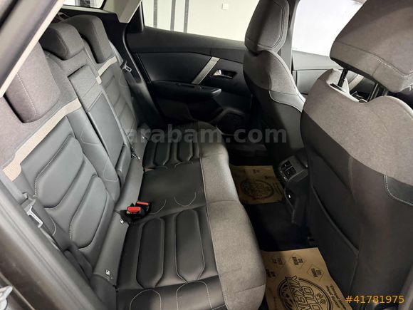 2022m 44000KM DEĞİŞENSİZ C4 1.2 Puretech Shine EAT8