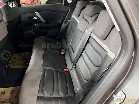 2022m 44000KM DEĞİŞENSİZ C4 1.2 Puretech Shine EAT8