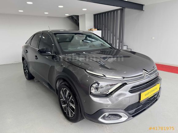 2022m 44000KM DEĞİŞENSİZ C4 1.2 Puretech Shine EAT8