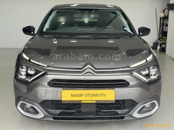 2022m 44000KM DEĞİŞENSİZ C4 1.2 Puretech Shine EAT8