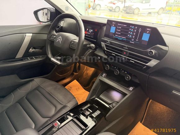 2022m 44000KM DEĞİŞENSİZ C4 1.2 Puretech Shine EAT8