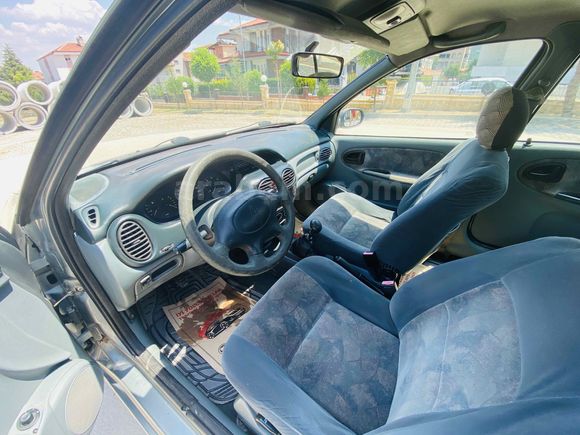 Sahibinden Renault Megane 2.0 RXT 1998 Model 