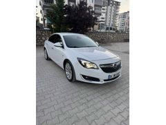 Sahibinden KM düşük Opel Insignia 1.6 T Cosmo stil 2015 Model 