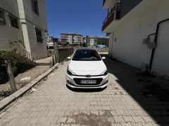Sahibinden Hyundai i20 1.2 MPI Style 2016 Model 