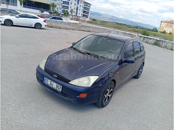 Sahibinden Ford Focus 1.6 Ambiente 2000 Model  345.000 km Lacivert