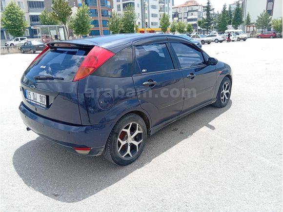 Sahibinden Ford Focus 1.6 Ambiente 2000 Model  345.000 km Lacivert