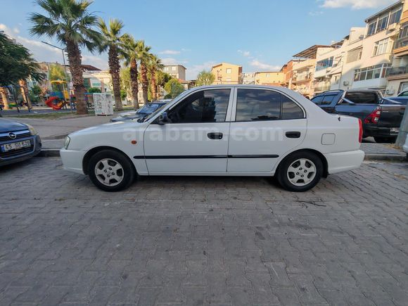 Sahibinden Hyundai Accent 1.3 LX 2002 Model