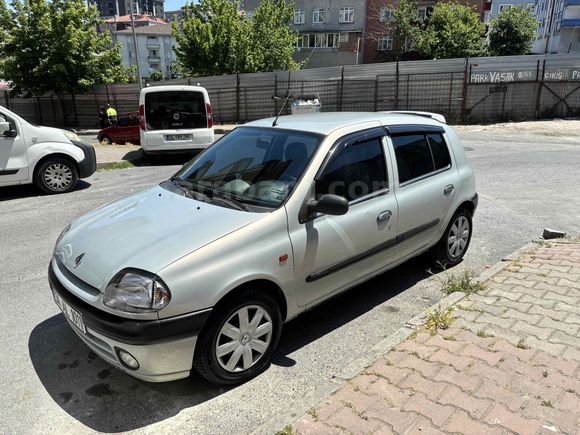 SAHİBİNDEN SATILIK TEMİZ CLIO 
