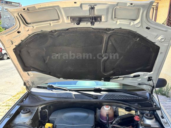 SAHİBİNDEN SATILIK TEMİZ CLIO 