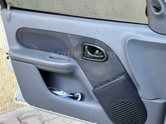 SAHİBİNDEN SATILIK TEMİZ CLIO 