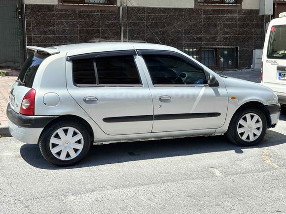 SAHİBİNDEN SATILIK TEMİZ CLIO 