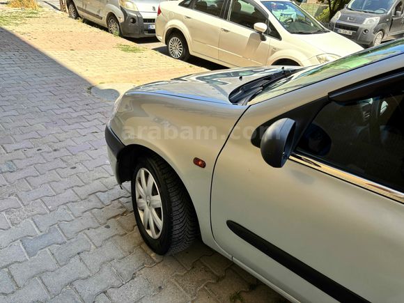 SAHİBİNDEN SATILIK TEMİZ CLIO 