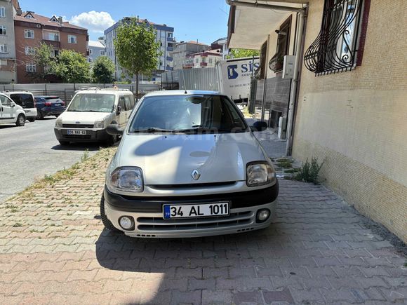 SAHİBİNDEN SATILIK TEMİZ CLIO 