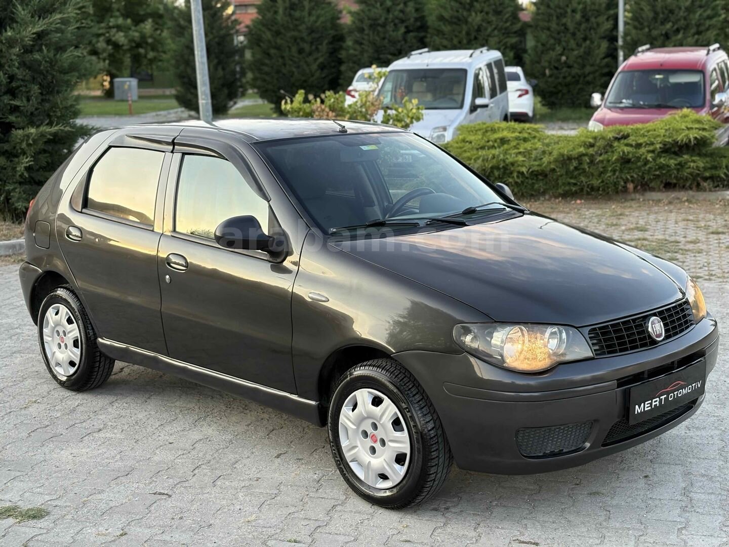Galeriden Fiat Palio 1.4 Fire Active Sole 2010 Model Kütahya 242.000 km Gri 1