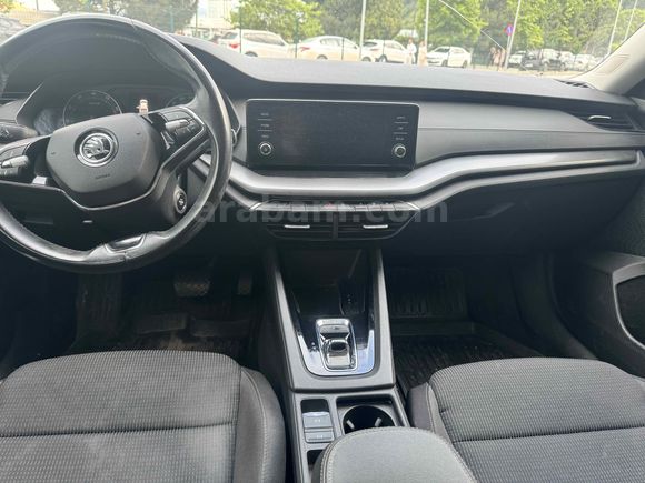 Sahibinden Hatasız Servis Bakımlı Octavia 1.0 e-Tec Elite