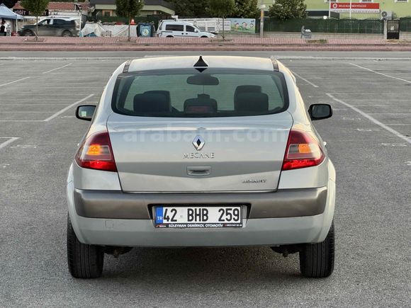 MEGANE İİ 1.5dCi DYNAMİQUE +BAKIMLI+MULTİMEDYA+KUSURSUZ TEMİZLİKTE