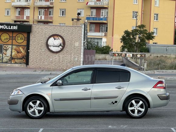 MEGANE İİ 1.5dCi DYNAMİQUE +BAKIMLI+MULTİMEDYA+KUSURSUZ TEMİZLİKTE