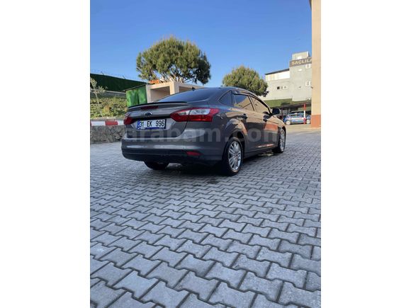 Sahibinden Ford Focus 1.6 Ti-VCT Style 2012 Model 