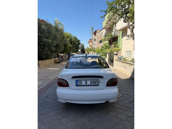 Sahibinden Hyundai Accent 1.3 LS 1998 Model