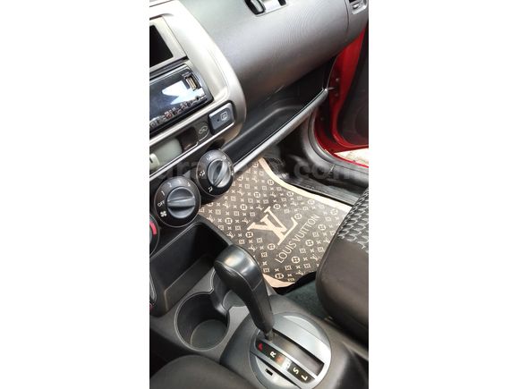 Sahibinden Honda Jazz 1.4 ES 2004 Model