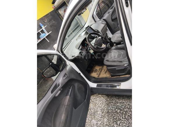 TEMİZ AİLE ARACI OTOMOBİL RUHSATLI