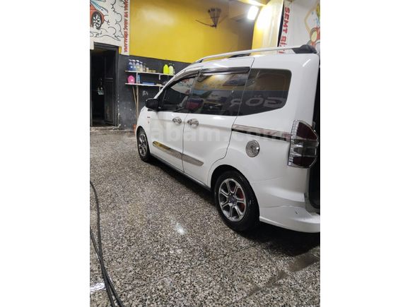TEMİZ AİLE ARACI OTOMOBİL RUHSATLI
