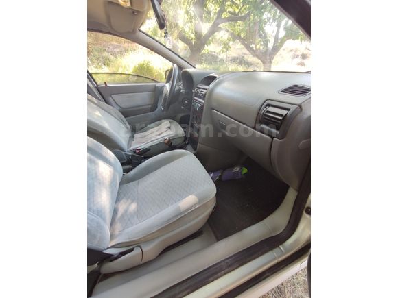 Sahibinden Opel Astra 1.6 Elegance 2001 Model  270.000 km Gri