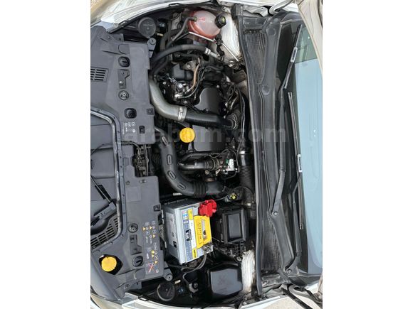 Sahibinden Renault Clio 1.5 dCi Joy 2016 Model  193.000 km Beyaz