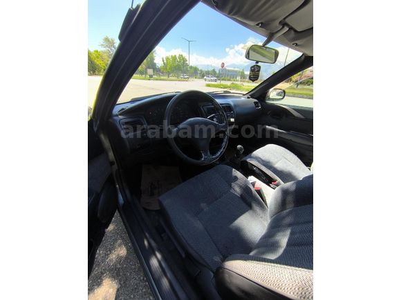 Sahibinden Toyota Corolla 1.3 XE 1995 Model