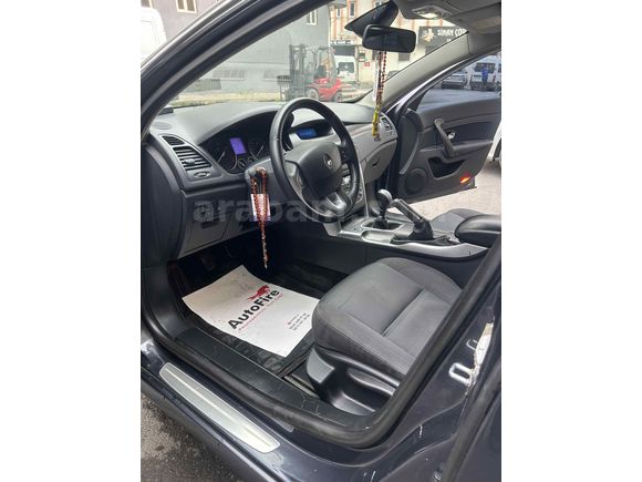 Sahibinden Renault Latitude 1.5 dCi Expression 2011 Model 