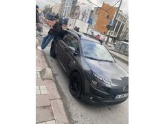 Sahibinden Citroen C4 Cactus 1.6 e-HDi Feel 2017 Model İstanbul 198.000 km Gri