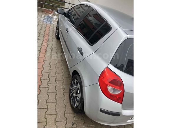 MEMUR’dan  Bakımlı,Sorunsuz Clio 3(MOTOR YENİ)