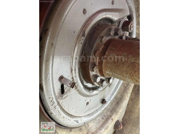 BAYATLI OTOMOTİV'DEN 1975 MODEL MASSEY FERGUSON