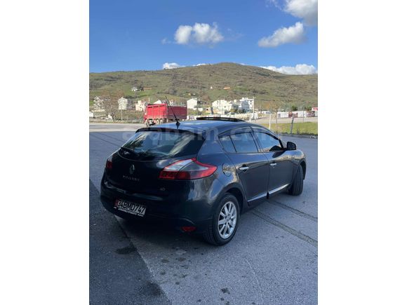 Sahibinden Renault Megane 1.5 dCi  110 HP Privilege 2011 Model 