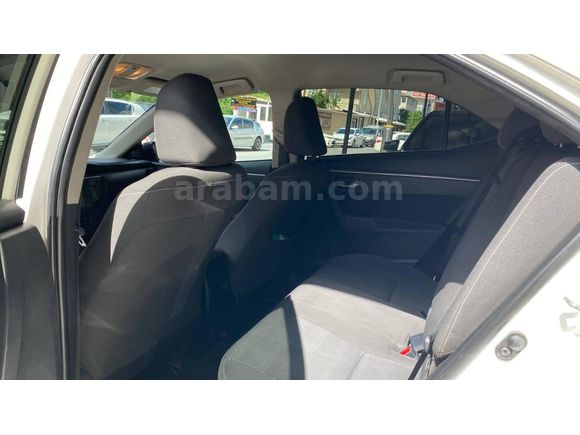 Sahibinden Toyota Corolla 1.4 D-4D Advance 2018 Model