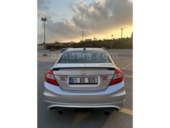 Sahibinden Honda Civic 1.6i VTEC Eco Elegance 2015 Model 