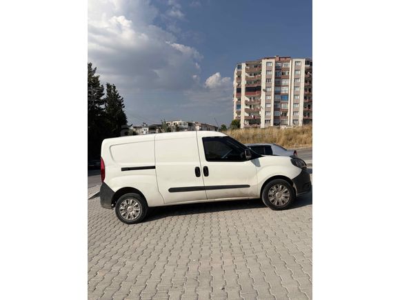Değişensiz doblo maxi klimalı düşük km