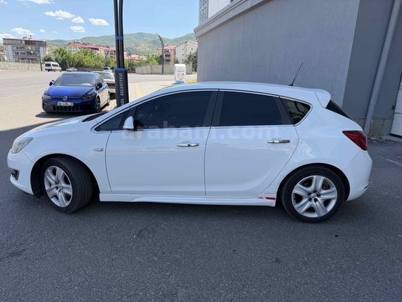 Sahibinden Opel Astra 1.6 Edition 2014 Model 