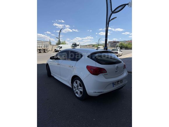 Sahibinden Opel Astra 1.6 Edition 2014 Model 