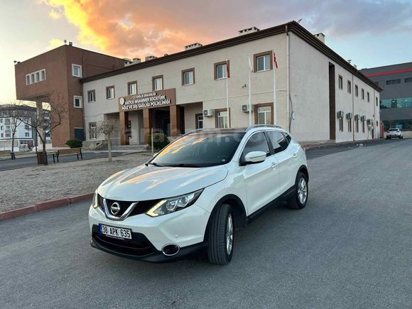 Sahibinden Nissan Qashqai 1.6 dCi Sky Pack 2016 Model Kayseri