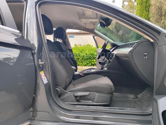 VW PASSAT/CAM GİBİ/LANSMAN RENK