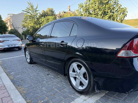 Sahibinden Honda Civic 1.6i VTEC Elegance 2008 Model 