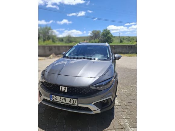 öğretmenden Fiat Egea Cross
