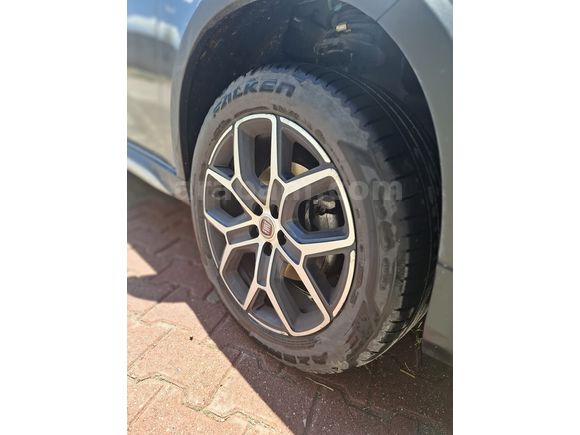 öğretmenden Fiat Egea Cross