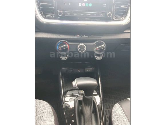 Sahibinden Kia Stonic 1.4 MPI Elegance 2021 Model 