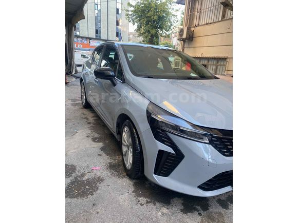 Sahibinden Renault Clio 1.0 TCe Evolution 2024 Model  (GSR2) paket  (((son fiyat gelen alır )))