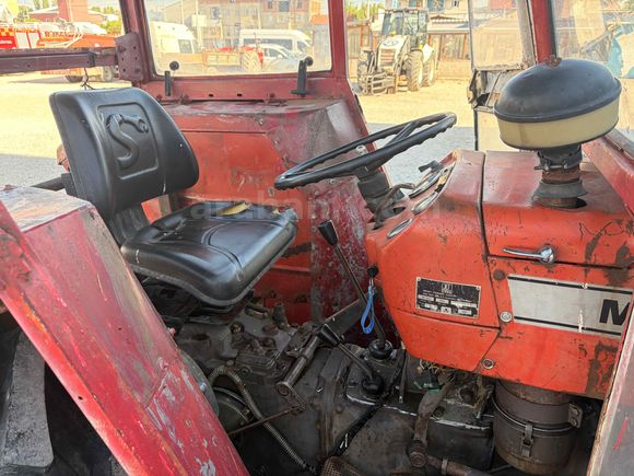 Kabinli Massey Ferguson 240 S  
