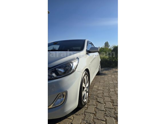 Sahibinden Hyundai Accent Blue 1.6 CRDI Mode Plus 2017 Model